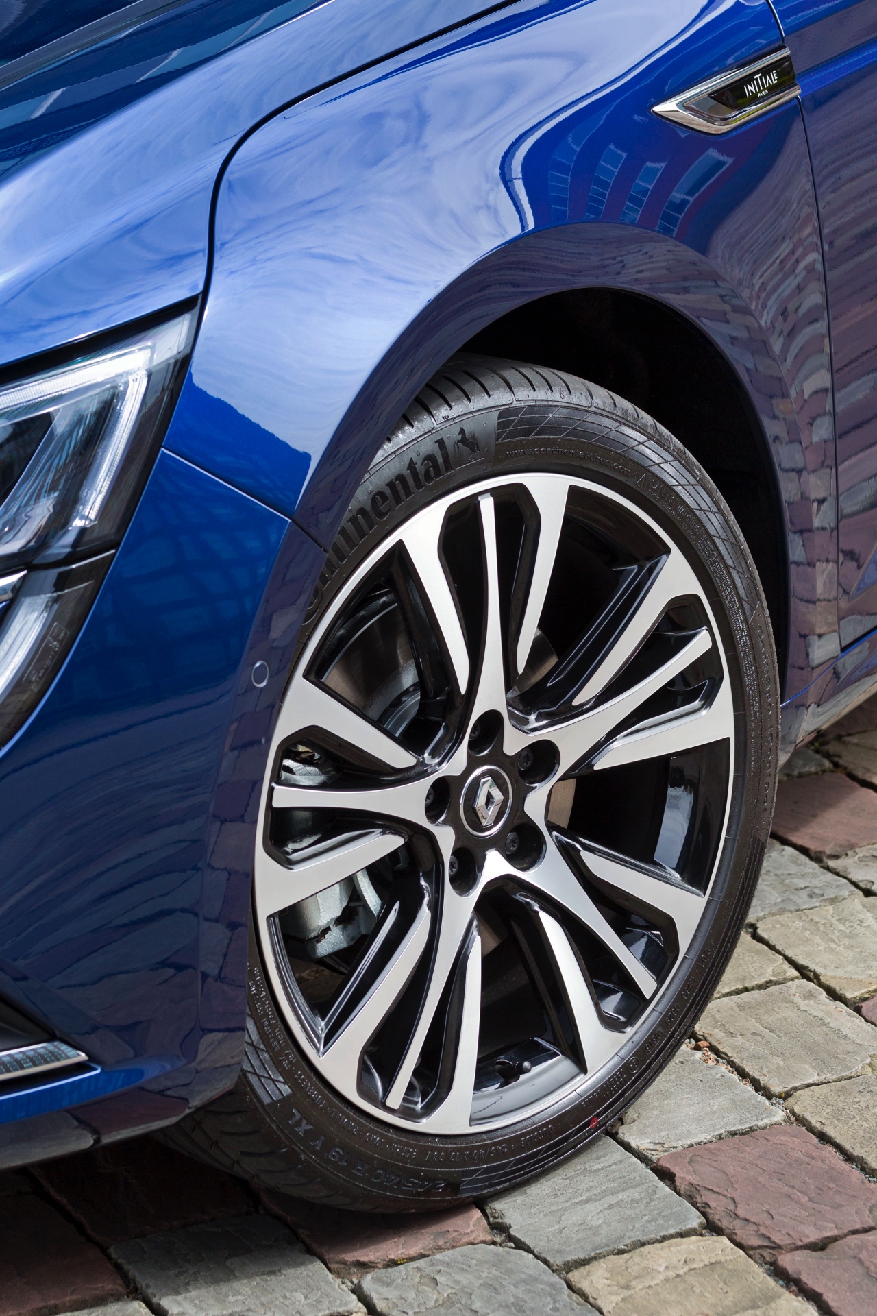 Autotest Renault Talisman Estate. We rijden de nieuwe Franse middenklasser als opvolger van de Laguna in de meest courante uitvoering met dCi 110 dieselmotor.