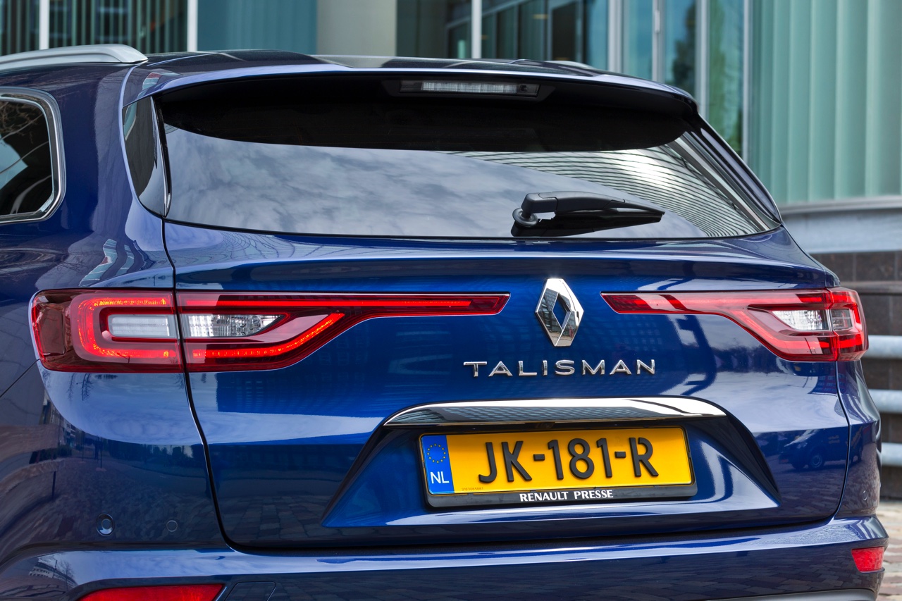 Autotest Renault Talisman Estate. We rijden de nieuwe Franse middenklasser als opvolger van de Laguna in de meest courante uitvoering met dCi 110 dieselmotor.