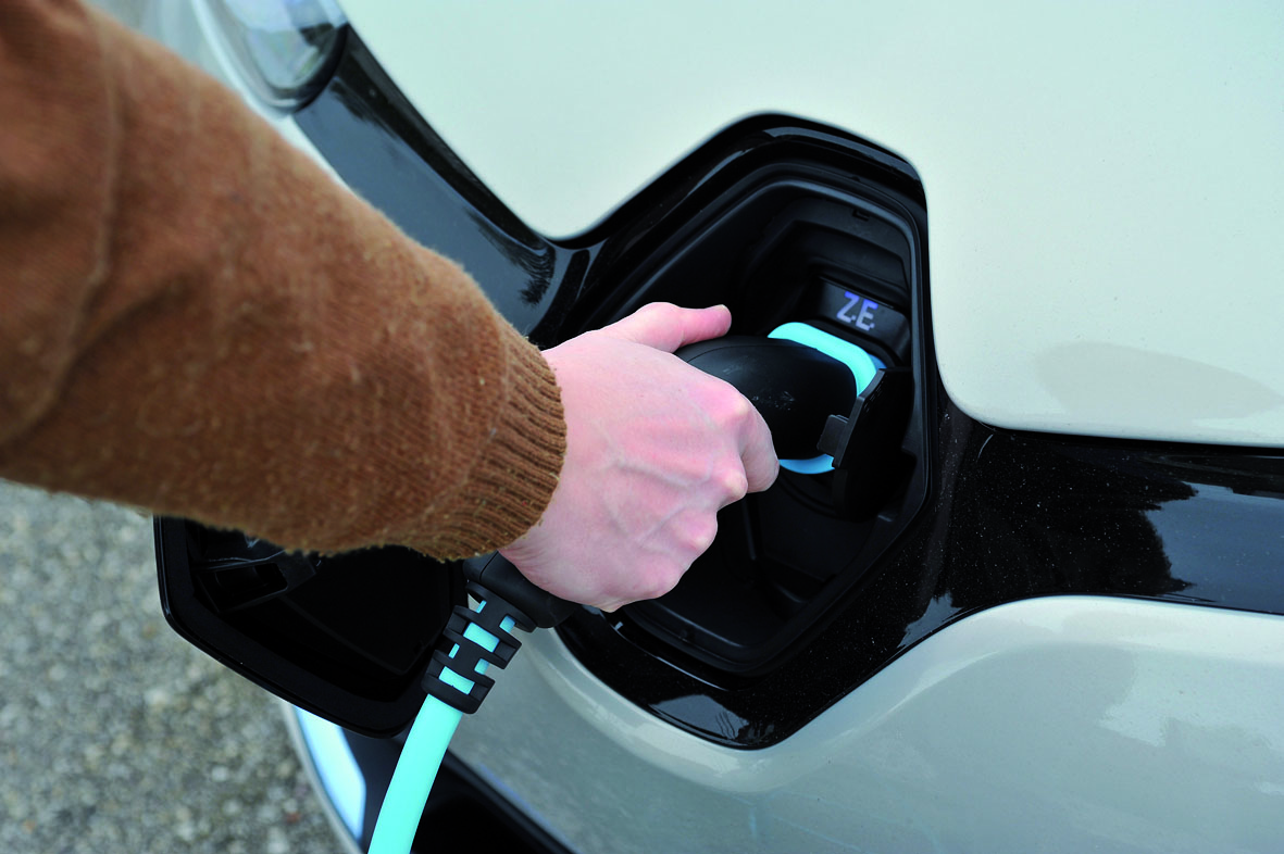 Renault heeft Renault Energy services opgericht dat zich gaat bezighouden met intelligente elektriciteitsnetwerken en de rol van de auto daarin.