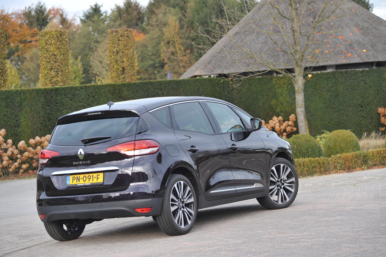 Renault schrapt dieseluitvoering en wijzigt uitrustingsvarianten.