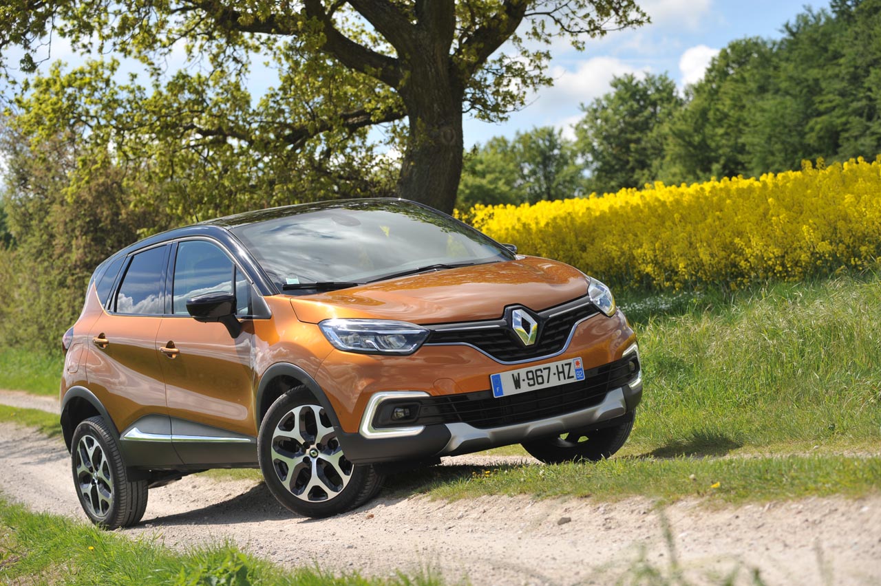 Kennismaking met de vernieuwde Renault Captur die vooral op details is verbeterd.