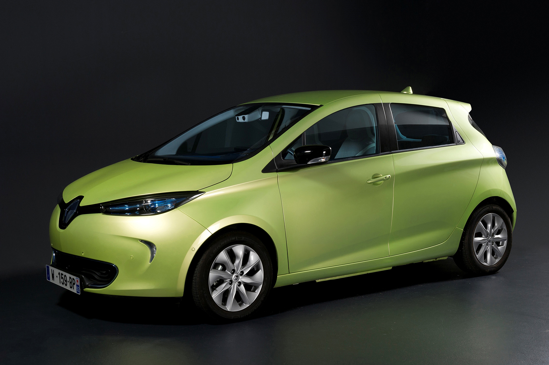 Renault-Nissan introduceren nieuwe technieken op weg naar autonoom rijden en de zelfrijdende auto in 2020.