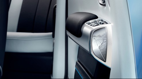 Het Bespoke-programma van Rolls-Royce wordt binnenkort uitgebreid met de zogeheten Waterspeed Collection, een serie van 35 Phantom Drophead Coups als eerbetoon aan Sir Malcolm Campbell.