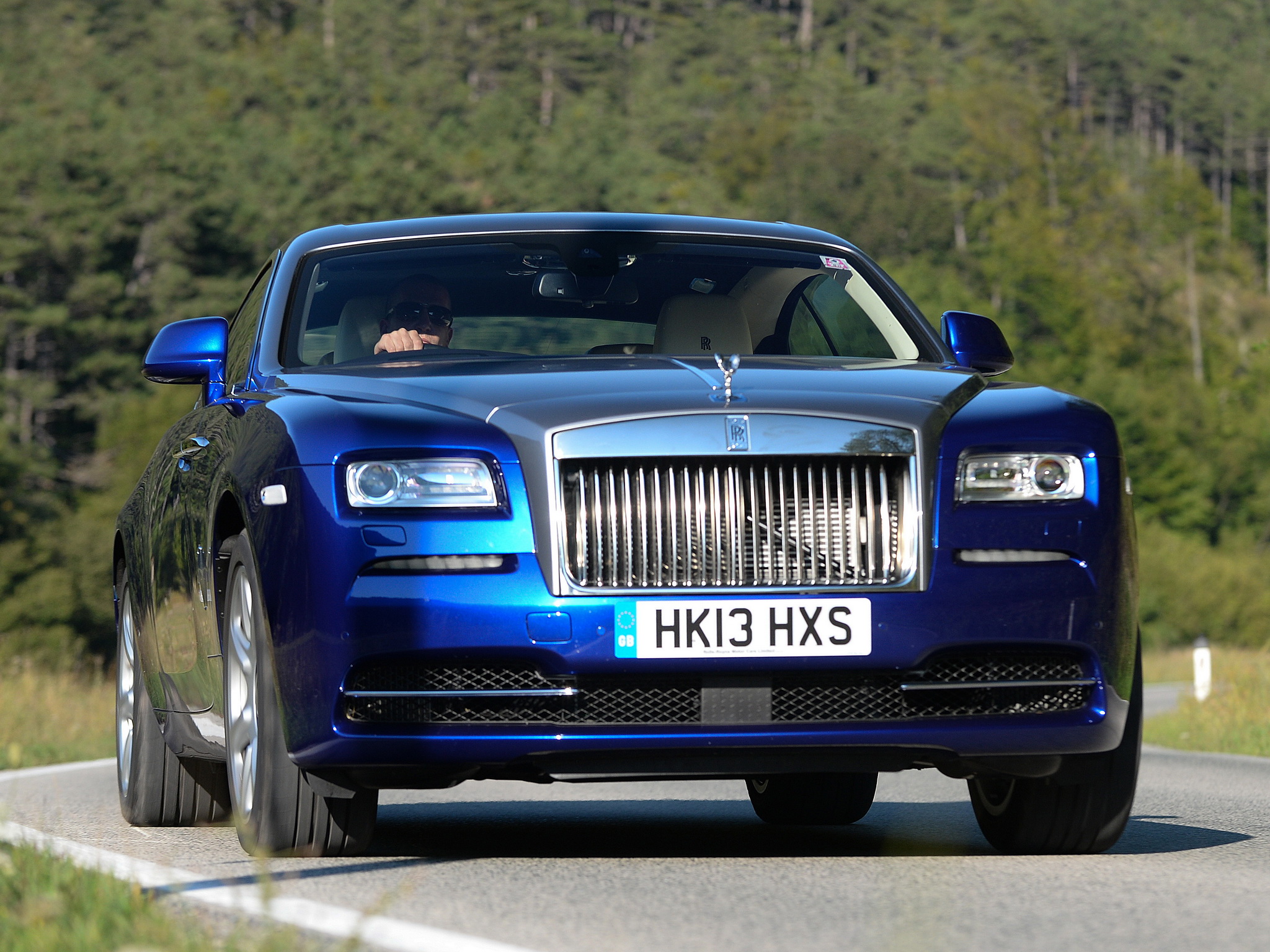 Alweer een nieuw model van Rolls-Royce. Na de Ghost en Wraith is het nu tijd voor de Dawn.