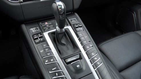 Rijtest van de nieuwe Porsche Macan S Diesel 2014 met 3.0 V6 dieselmotor.