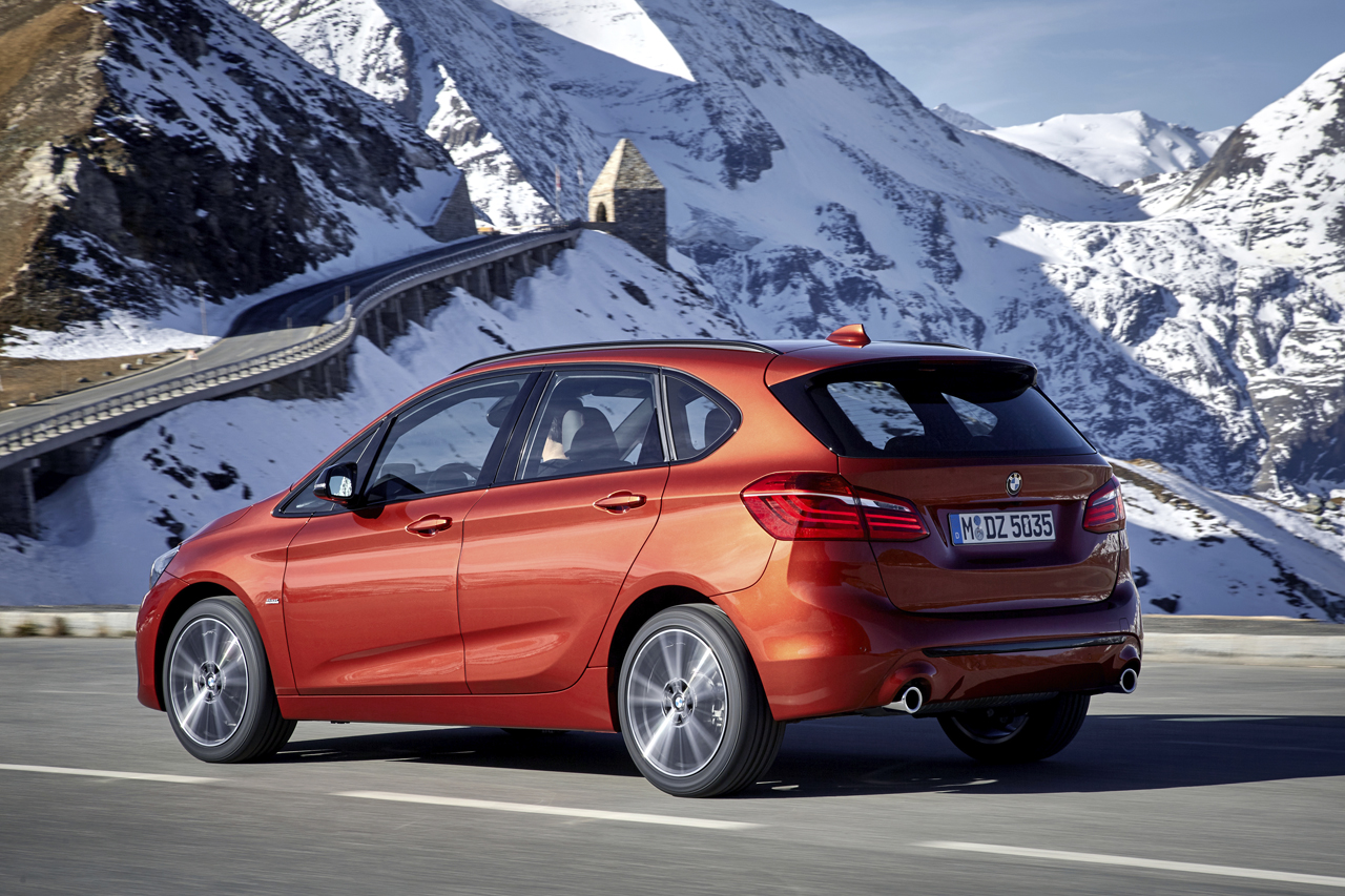 BMW geeft de 2-serie Active Tourer en Gran Tourer een bescheiden facelift.