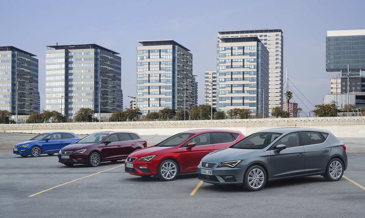 De gefacelifte SEAT Leon is nu van prijzen voorzien. De auto staat in de showroom vanaf 21.900 euro en is per direct te bestellen.
