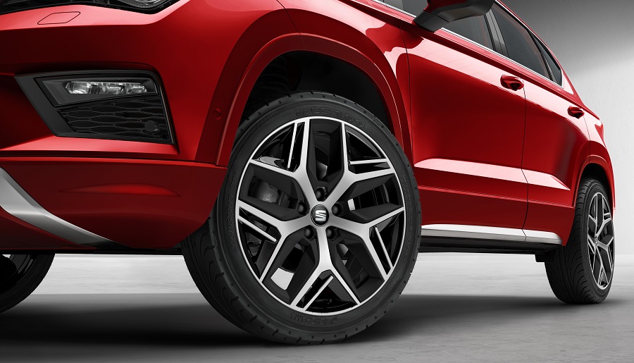 SEAT presenteert de Ateca in sportieve FR-uitvoering. De auto komt begin 2018 op de markt. En de Cupra?