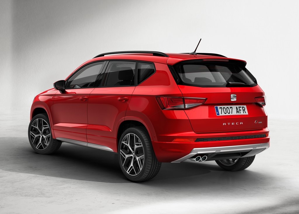 SEAT presenteert de Ateca in sportieve FR-uitvoering. De auto komt begin 2018 op de markt. En de Cupra?