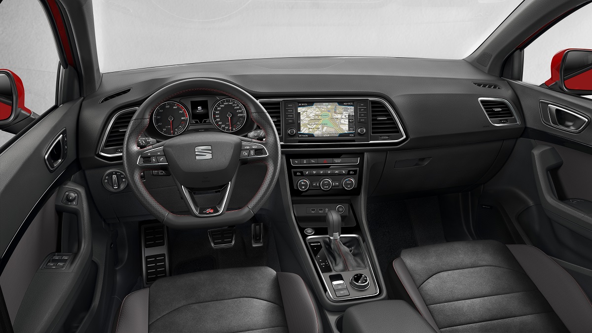 SEAT presenteert de Ateca in sportieve FR-uitvoering. De auto komt begin 2018 op de markt. En de Cupra?