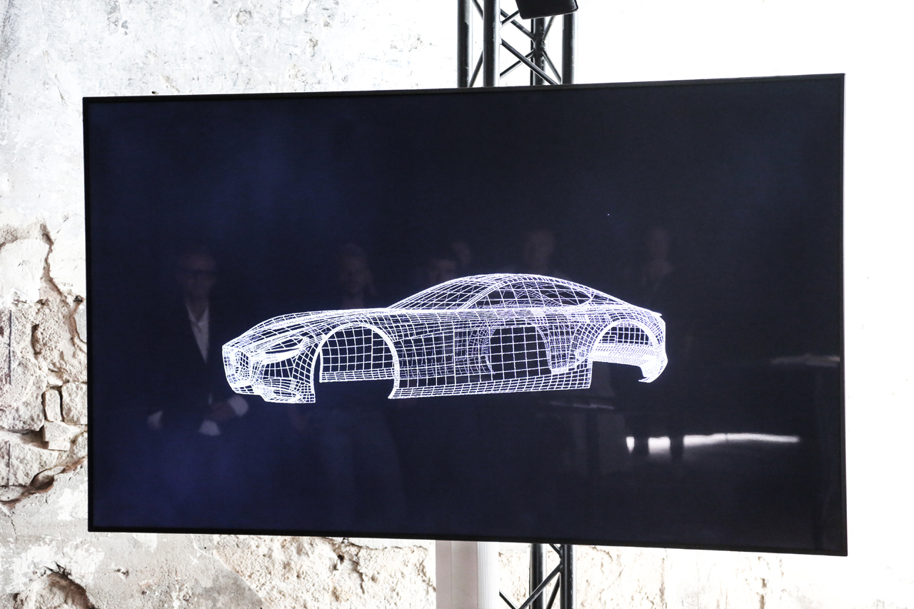 Mazda heeft een lange termijnvisie opgesteld, het Zoom-Zoom 2030 waarin alle belangrijke stappen voor ontwikkeld worden genoemd.