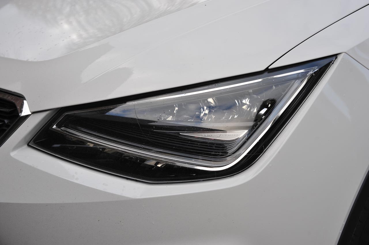 Seat plaatst zich met de Arona in het compacte SUV-segment. De auto deelt veel elementen met de nieuwe Ibiza.