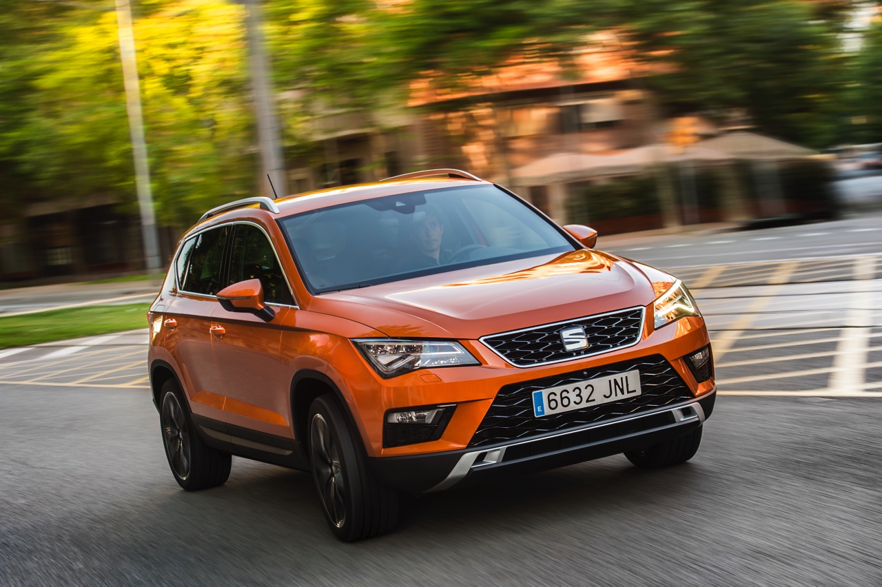 Autotest nieuwe Seat Ateca, de eerste SUV van Seat waarmee de Tiguan, Kuga, Kadjar en anderen een flinke kluif aan krijgen. We rijden met de 1.4 TSI 150 pk.