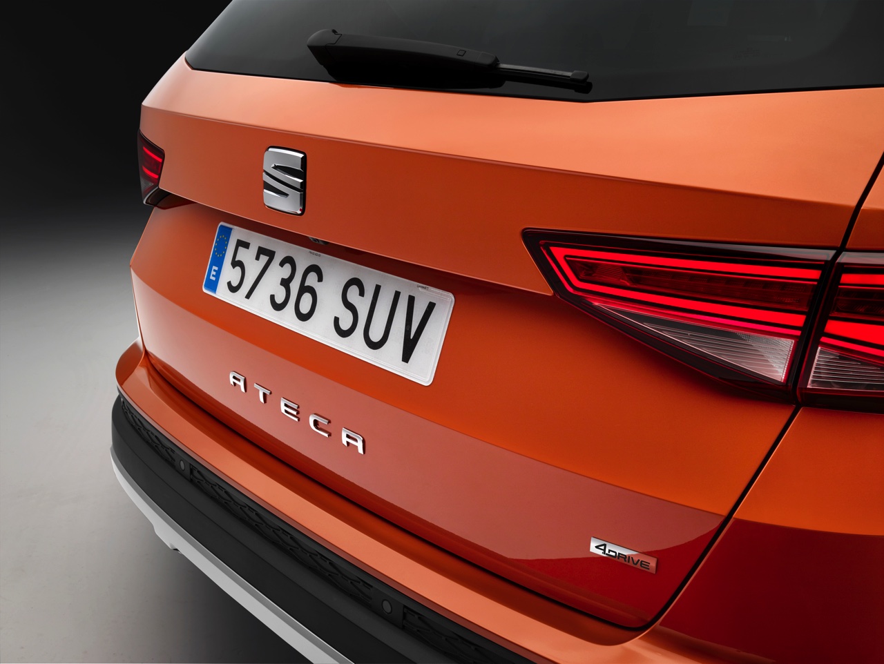 Introductie Seat Ateca SUV op de Autosalon van Geneve met de 1.0 TSI, 1.4 TSI, 1.6 TDI en 2.0 TDI in het motorpalet.