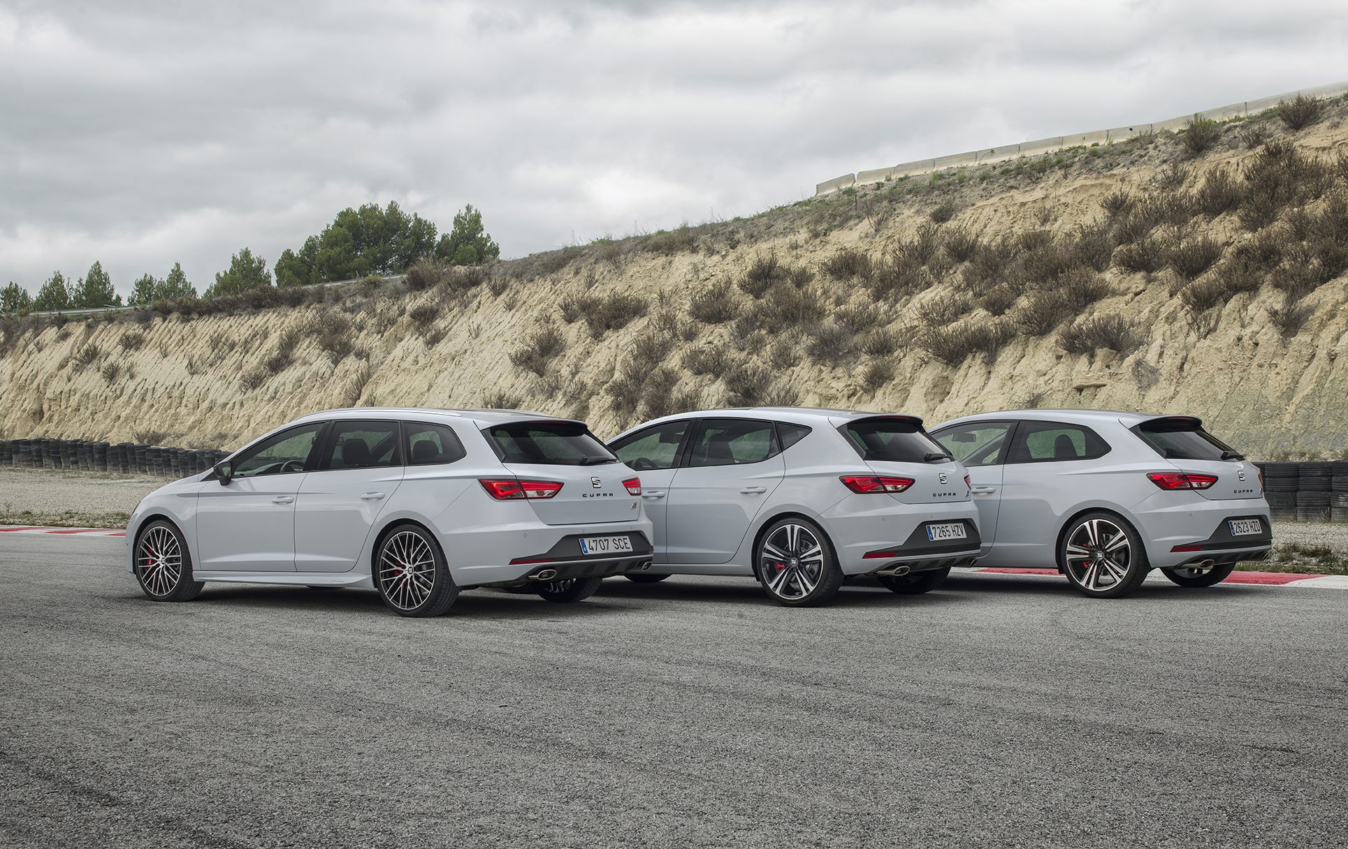 Seat stopt alles van de Leon Cupra nu ook in de stationversie, de Leon ST. Dat betekent 280 pk uit een 2,0 liter turbomotor, een sperdifferentieel en een 0-100 km/h sprint in 6,0 seconden.