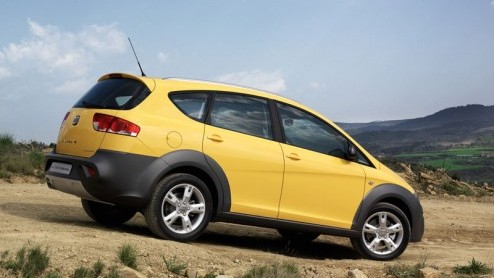Seat liet in Genve de Freetrack zien. Dit was een voorproefje voor een SUV van het merk. En Seat doet wat het beloofd heeft, er is nu een SUV. Nou ja, het is eigenlijk meer een verhoogde Altea XL.