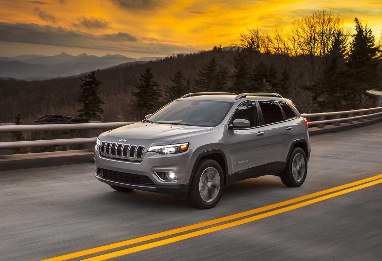 Jeep onthult in Detroit de facelift van de vernieuwde Cherokee.