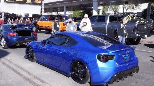 Het Las Vegas Convention Center staat deze dagen volledig in het teken van de SEMA Show. D beurs op het gebied van tuning en performance. Eens kijken wat de show allemaal te bieden heeft.