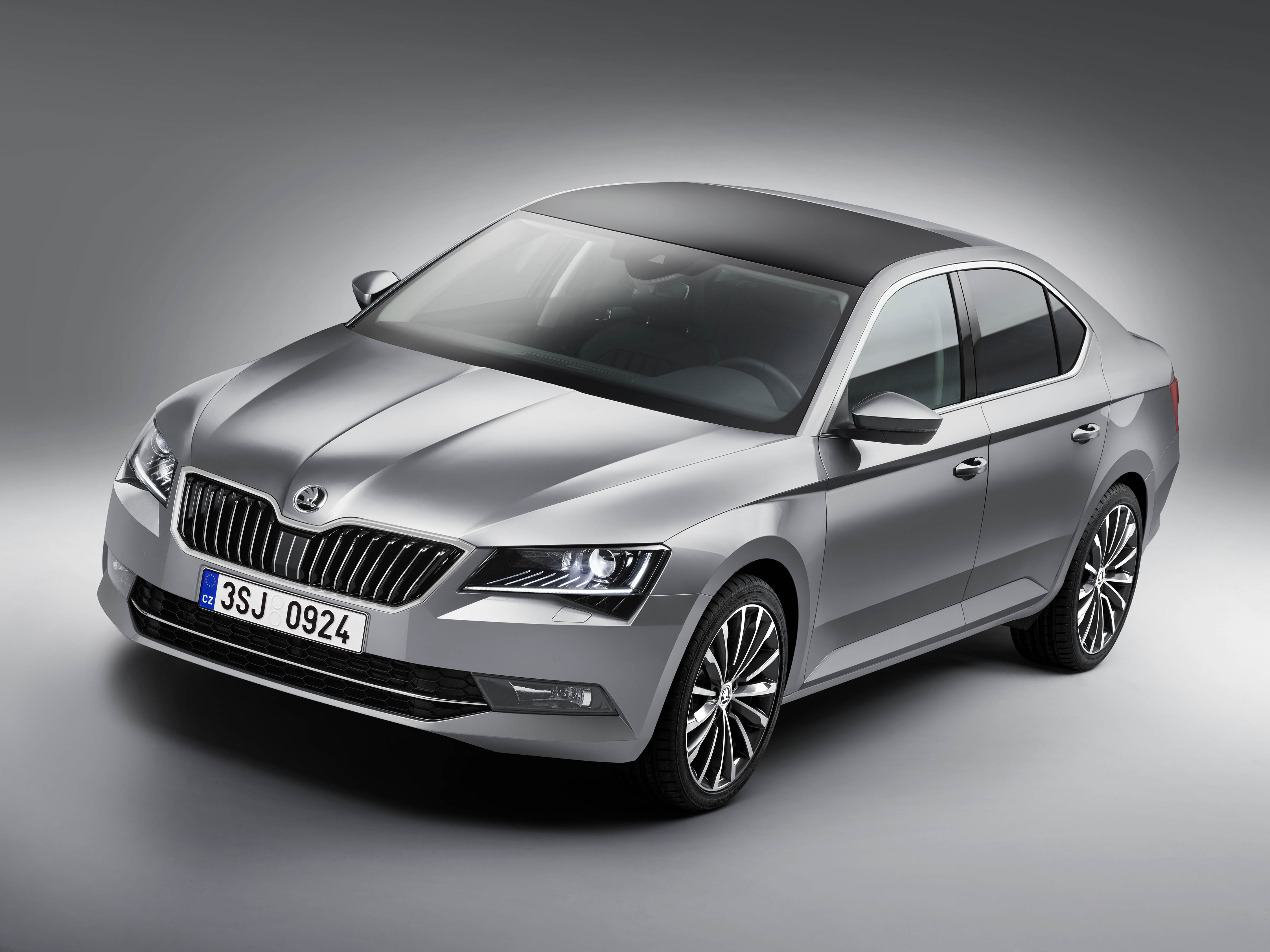 Skoda presenteert vandaag in Praag de compleet nieuwe Superb. Dit is hem!