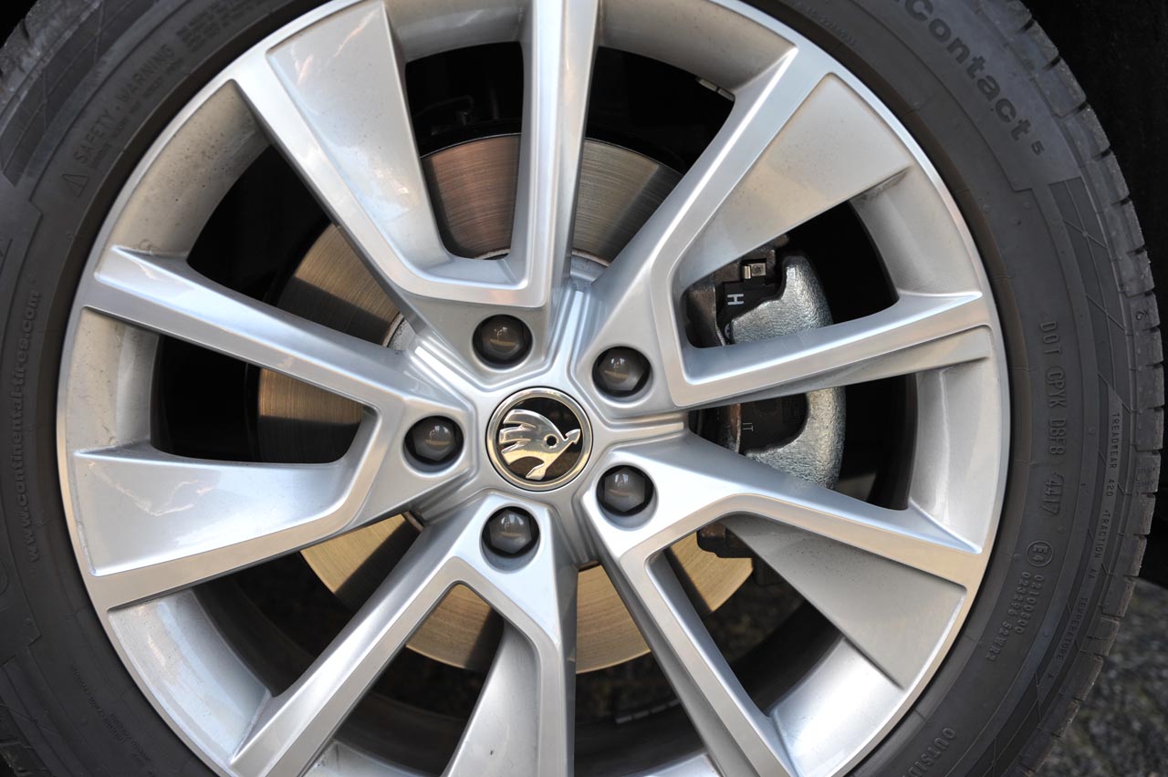 Skoda plaatst de nieuwe Karoq precies waar het gevecht in de markt wordt geleverd. Een test.
