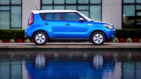 Nieuwe Kia Soul alleen als elektrische auto op de markt. Kia heeft de Soul EV met een slim driver only verwarmingssysteem uitgerust om efficient met energie om te gaan.
