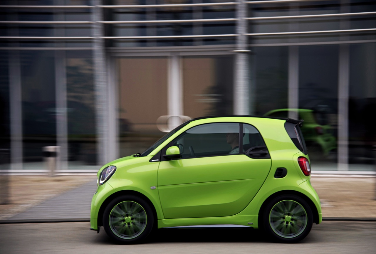 Smart start BRABUS tailor made programma voor smart fortwo met exclusieve interieur en exterieur opties voor de echte smart fans!