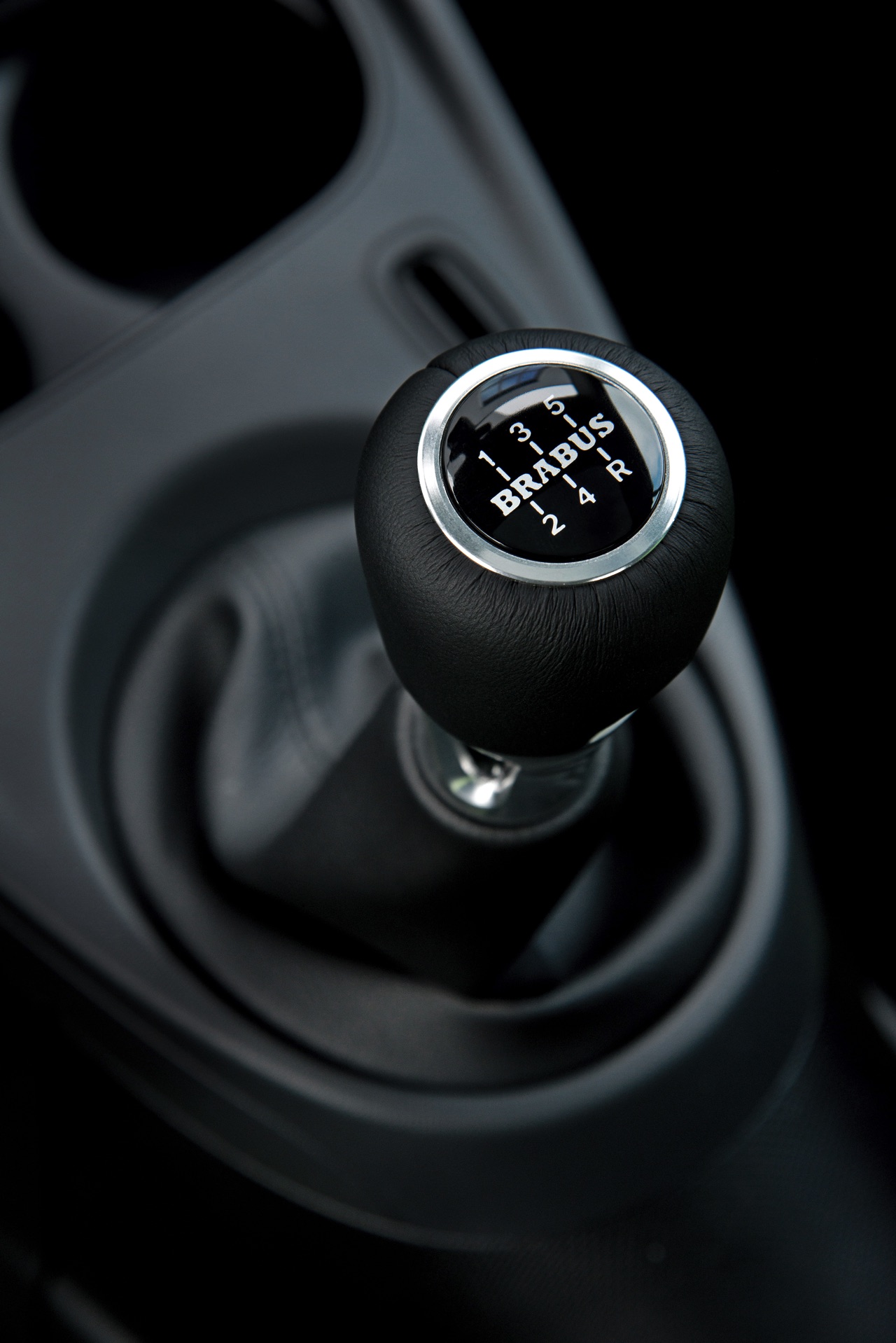 Smart start BRABUS tailor made programma voor smart fortwo met exclusieve interieur en exterieur opties voor de echte smart fans!