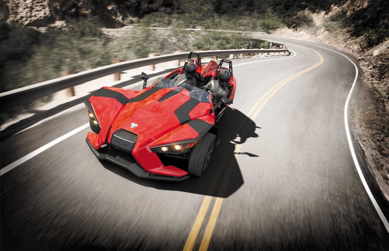 Polaris Slingshot maakt oversteek naar Europa als snelle driewieler met 2.4 liter benzinemotor. We weten nu de prijs van deze speciale trike.