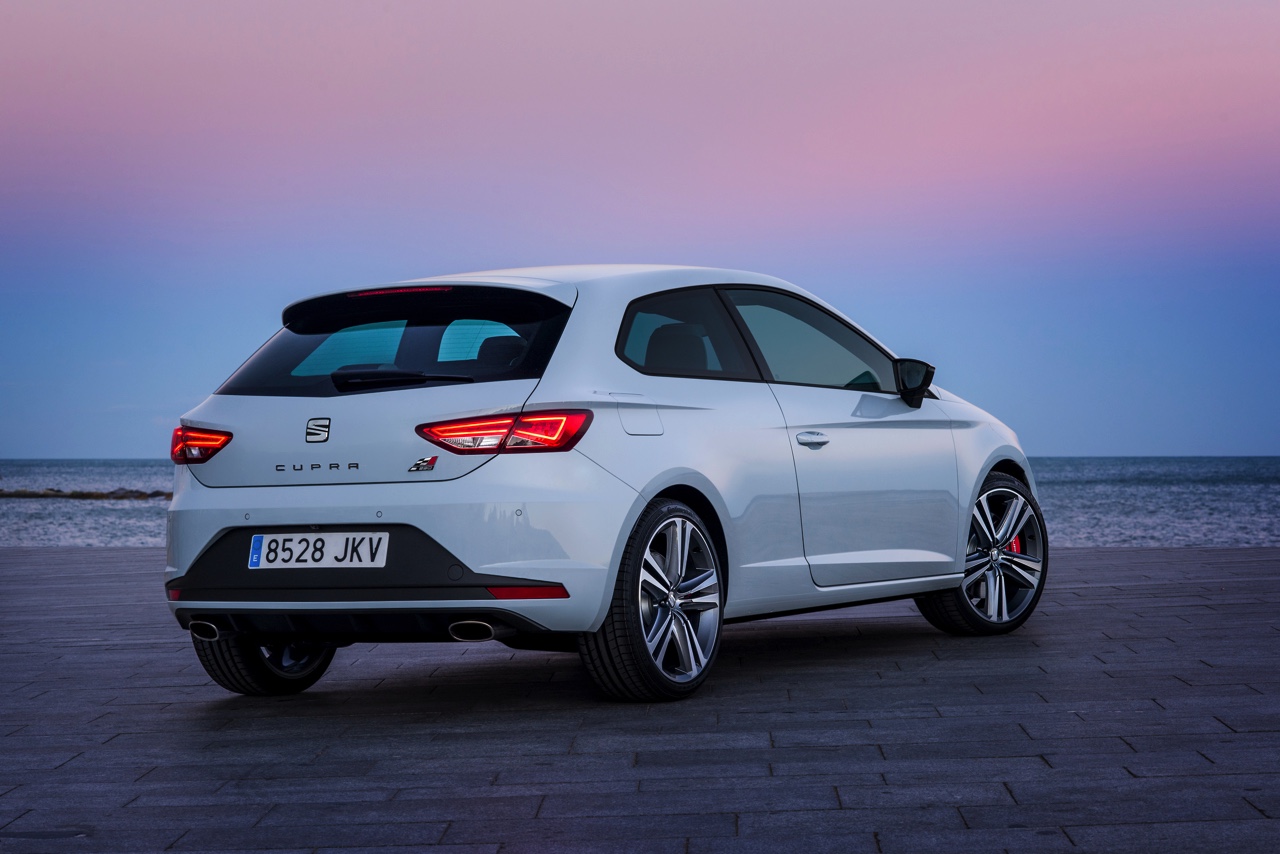 Prijzen en uitvoeringen Seat Leon Cupra 290, het nieuwste topmodel met 290 pk in de Leon modellenrange.