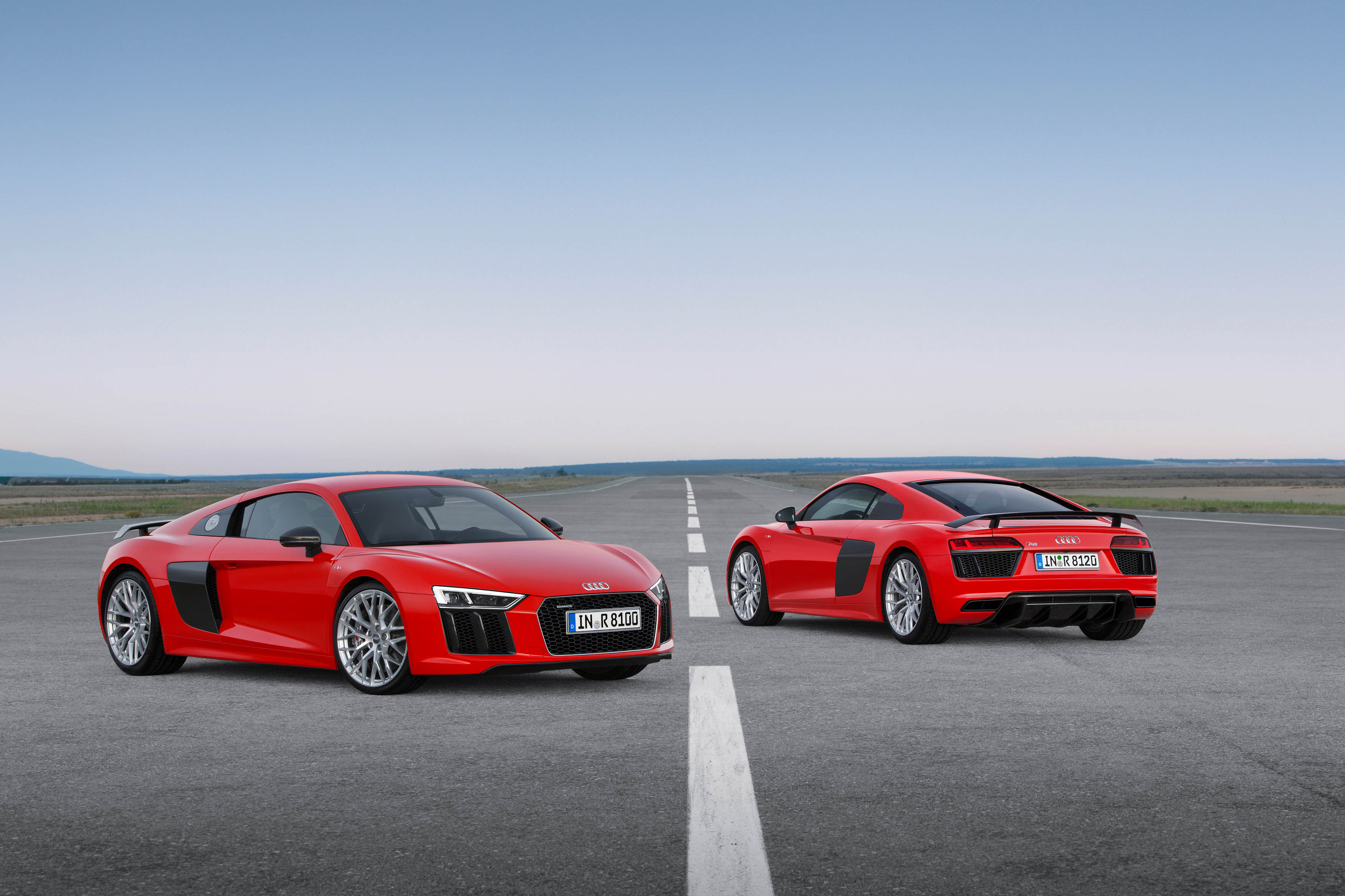 Nieuwe Audi R8 V10 komt in de herfst van 2015 op de markt voor prijzen vanaf 222.300 euro.