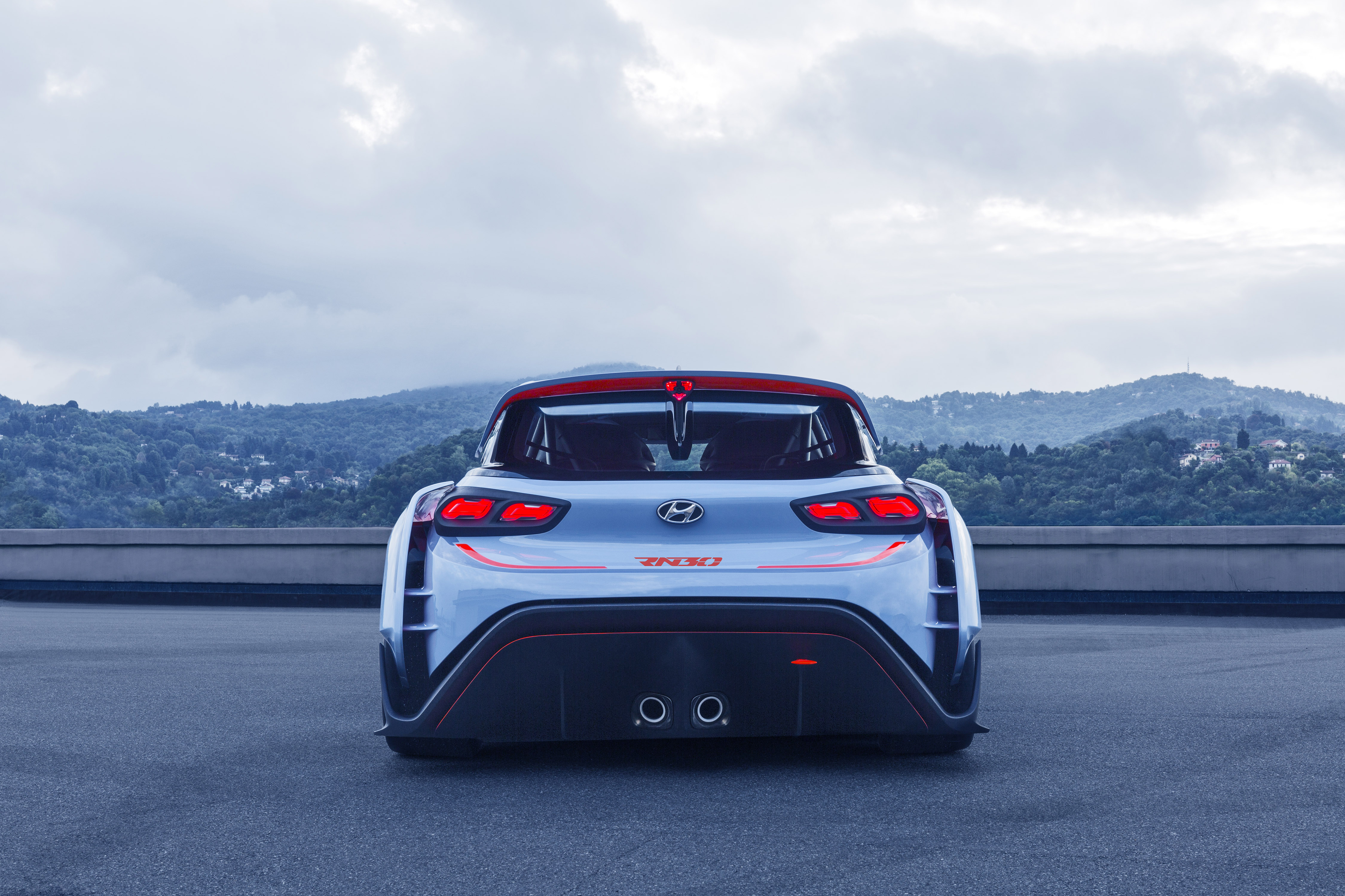 Hyundai toont spierballen met de RN30 Concept, de raceversie van de Hyundai i30 N zoals hij in 2017 op de markt komt.