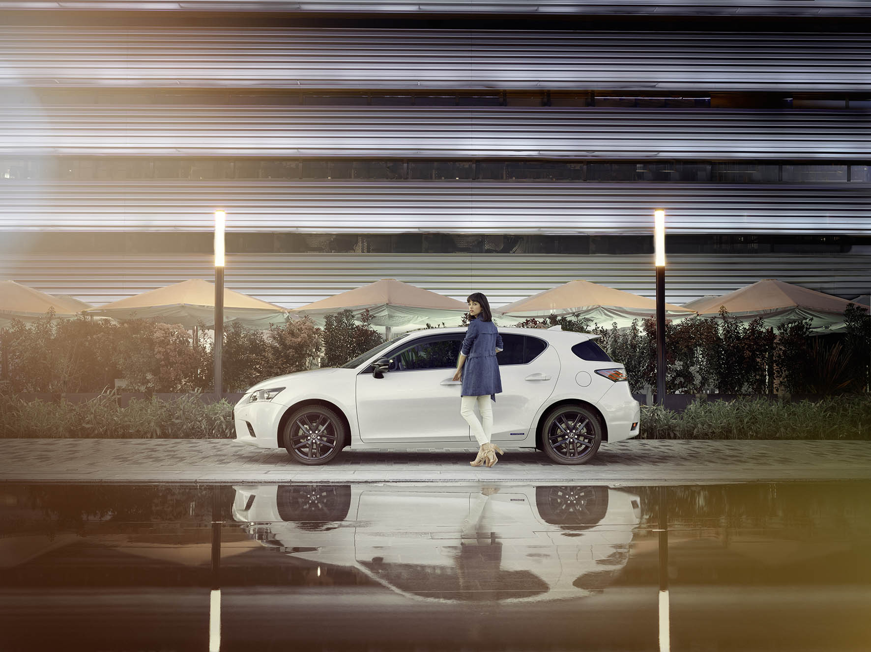 Lexus introduceert naast de F Sport Line ook Sport Editions van de CT 200h en IS 300h.