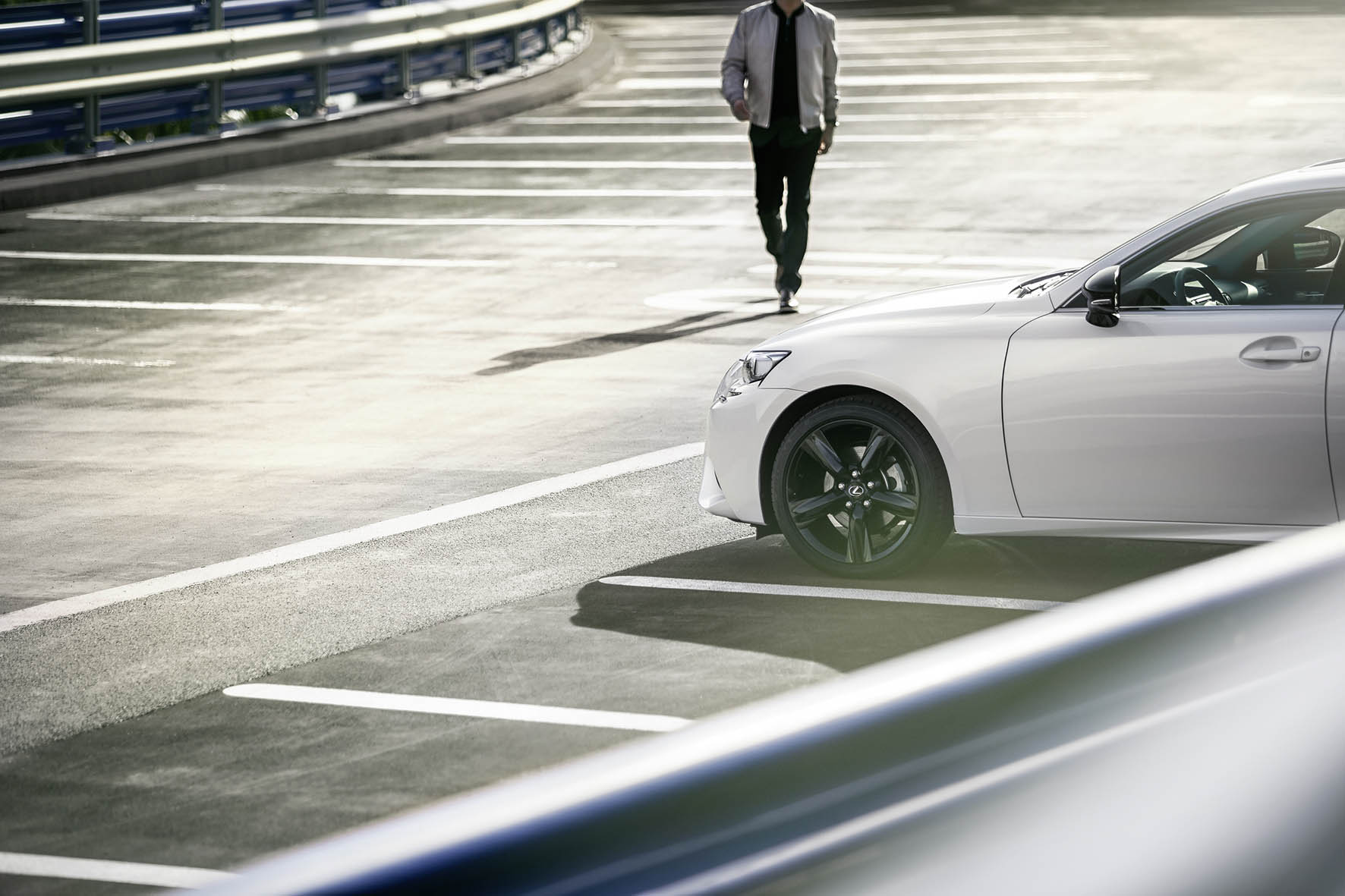 Lexus introduceert naast de F Sport Line ook Sport Editions van de CT 200h en IS 300h.
