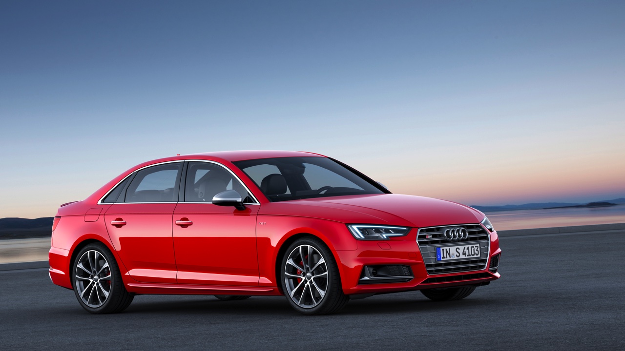 Audi S4 Avant en Mercedes-AMG C43 4Matic Coup zijn sportieve concurrenten met 3.0 liter turbomotor. De nieuwe 43-modellen vervangen bij Mercedes de 450 AMG Sport modellen.