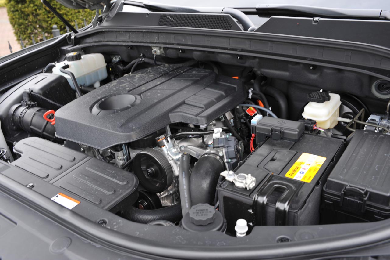 SsangYong brengt met de nieuwe Rexton een prima grote SUV, maar prijst zichzelf uit de markt vanwege de hoge BPM. OP grijs kenteken maakt het model wel kans.
