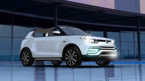Geen productieversie van de SsangYong X100 in Parijs, maar de XIV-Air en XIV-Adventure conceptstudies.