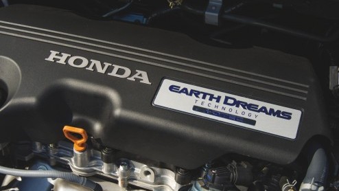 Honda CR-V facelift voor 2015 met een nieuwe look en debuut 160 pk sterke 1.6 i-DTEC diesel met negentrapsautomaat