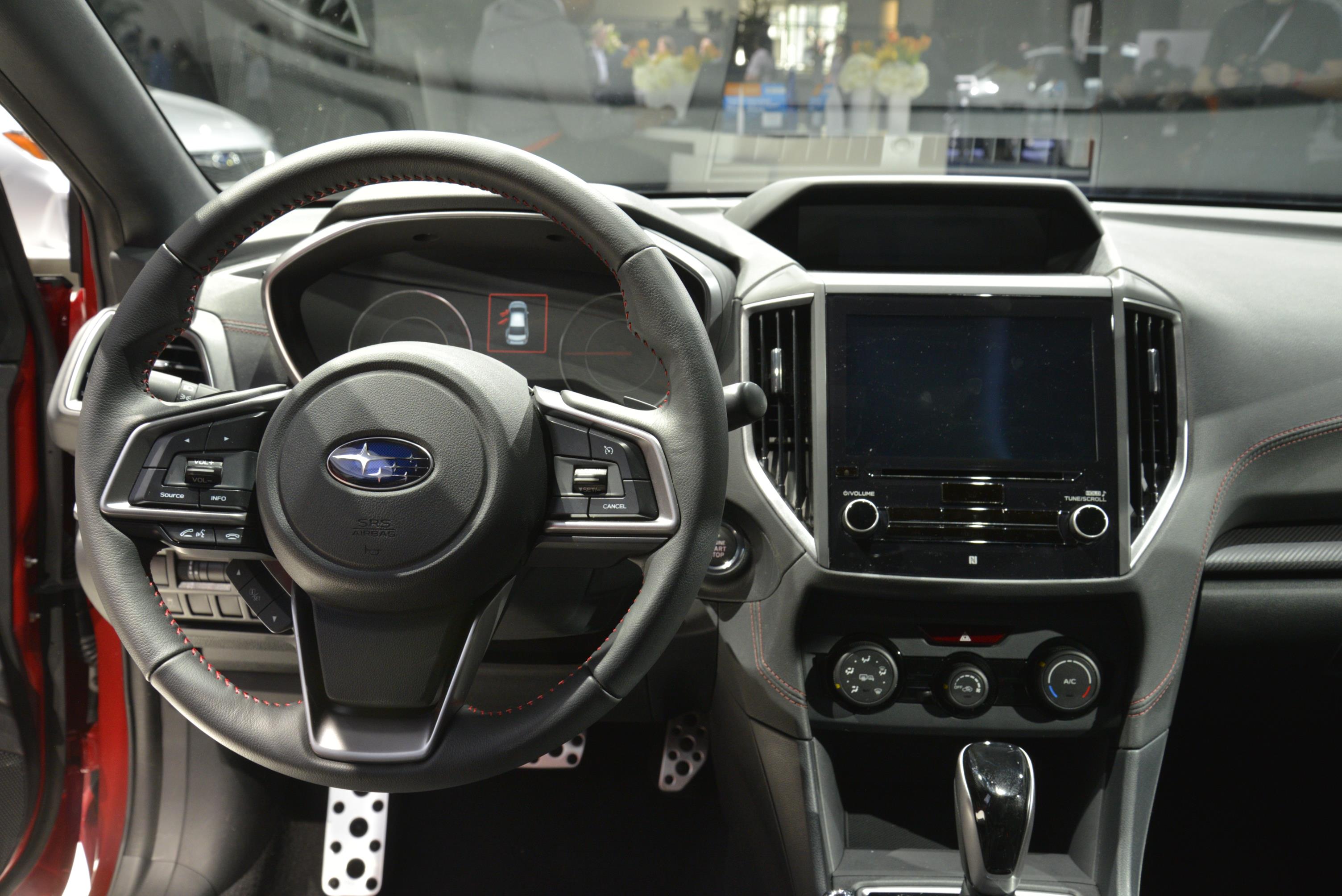 De nieuwe Subaru Impreza staat op de 2016 New York Auto Show en komt later dit jaar naar Nederland.