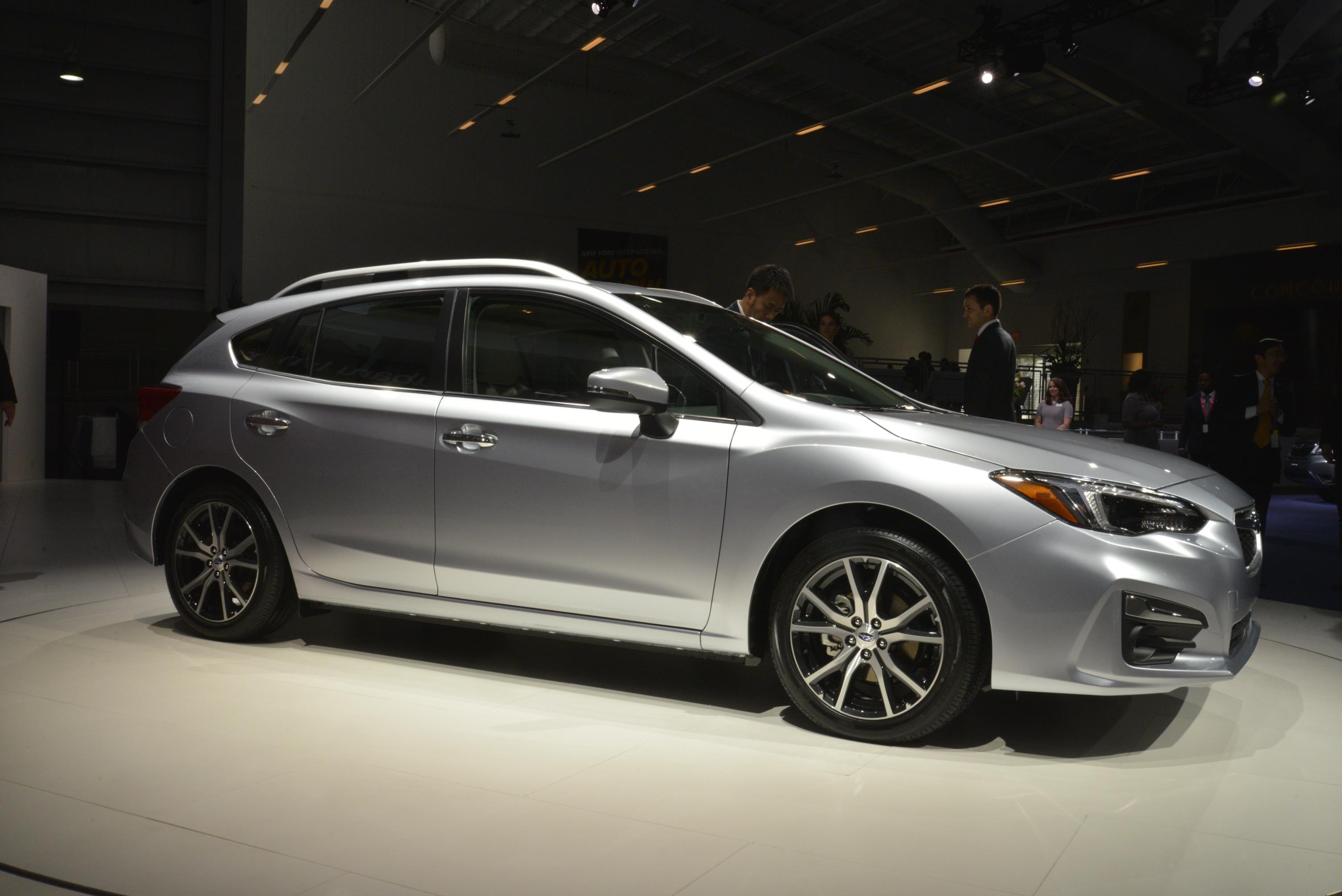 De nieuwe Subaru Impreza staat op de 2016 New York Auto Show en komt later dit jaar naar Nederland.