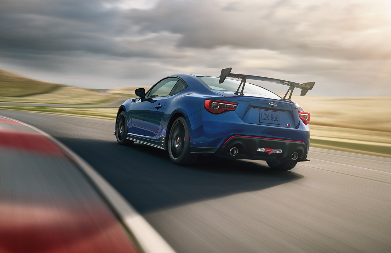 Begin volgend jaar levert Subaru een oplage van 500 stuks van de BRZ tS met extra spoilers en een stijvere ophanging.