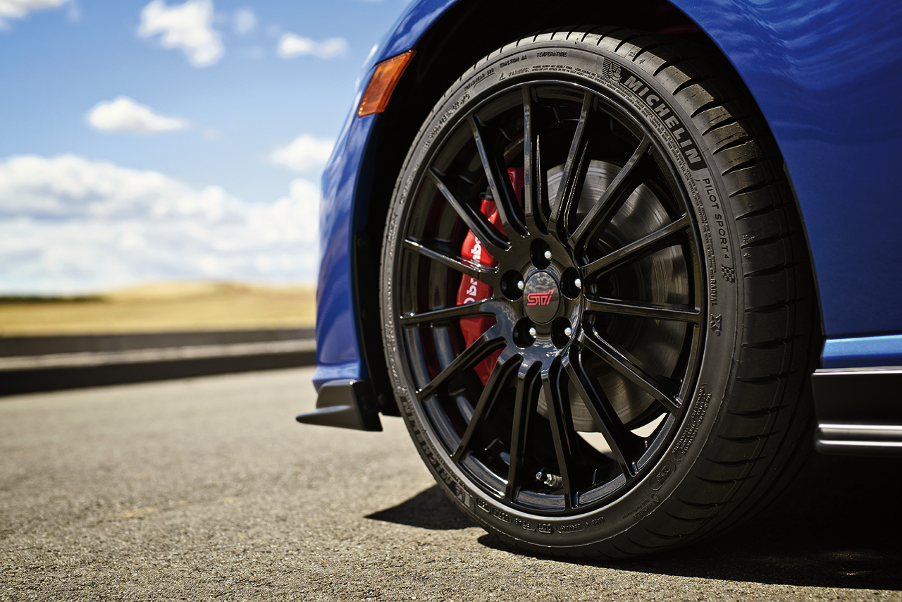Begin volgend jaar levert Subaru een oplage van 500 stuks van de BRZ tS met extra spoilers en een stijvere ophanging.