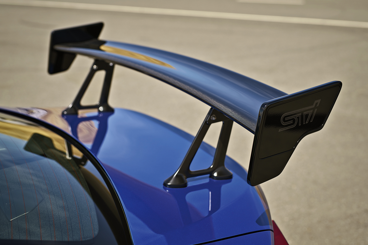 Begin volgend jaar levert Subaru een oplage van 500 stuks van de BRZ tS met extra spoilers en een stijvere ophanging.