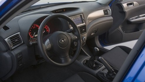 Er is weer lekkage. Iets of iemand heeft foto's op het net geplaatst van de nieuwe Subaru Impreza en het is heel iets anders geworden dan we gewend zijn.