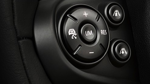Nieuwe safety features en veiligheidssystemen voor nieuwe MINI.