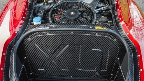 Vijf exemplaren Volkswagen XL1 naar Nederland. Inmiddels zijn de eerste twee in ons land gearriveerd.