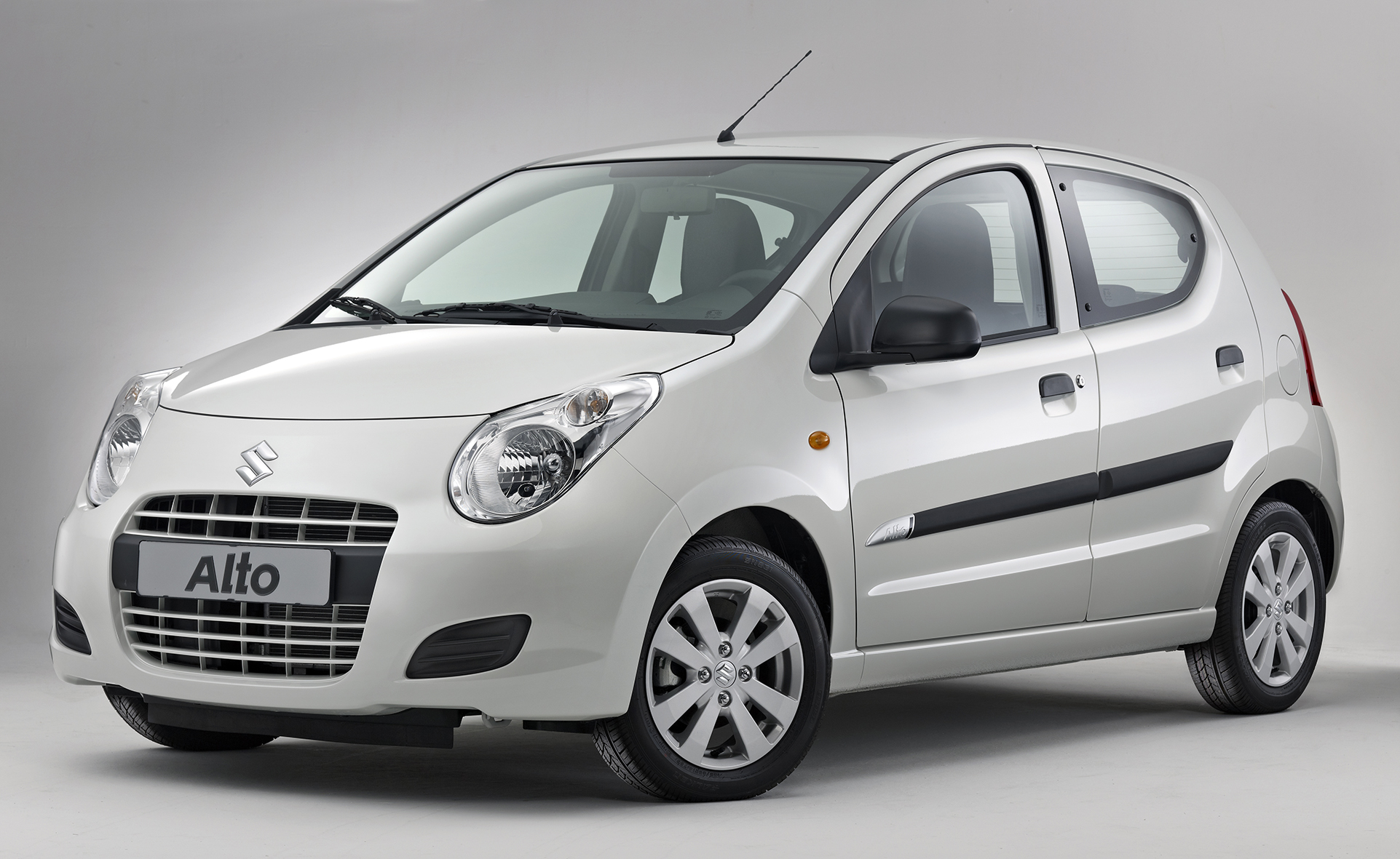 Suzuki Alto Celebration 1.0 extra scherp geprijsd.