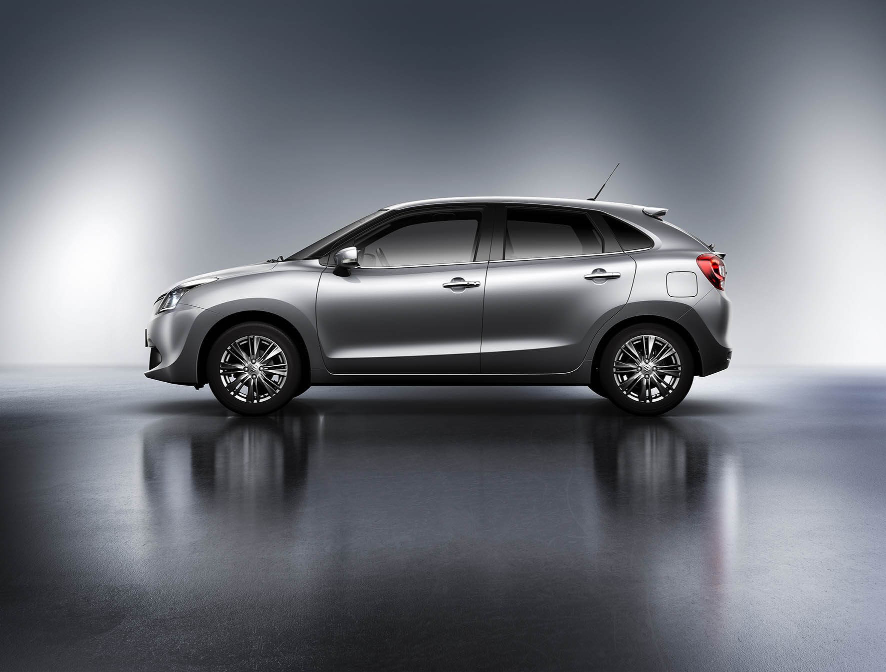 Een nieuw uiterlijk, maar een bekende naam. Suzuki voegt volgend voorjaar een nieuwe hatchback toe aan het modellengamma, de Baleno.