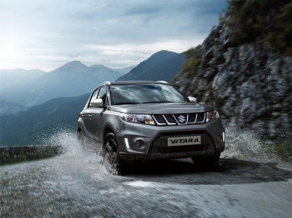 Suzuki Vitara 1.4S BoosterJet prijzen en uitvoeringen nu bestelbaar. De sportieve versie van de Vitara kan geleverd worden met vierwielaandrijving en een automaat.