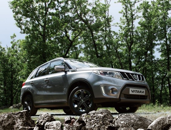 Suzuki Vitara 1.4S BoosterJet prijzen en uitvoeringen nu bestelbaar. De sportieve versie van de Vitara kan geleverd worden met vierwielaandrijving en een automaat.