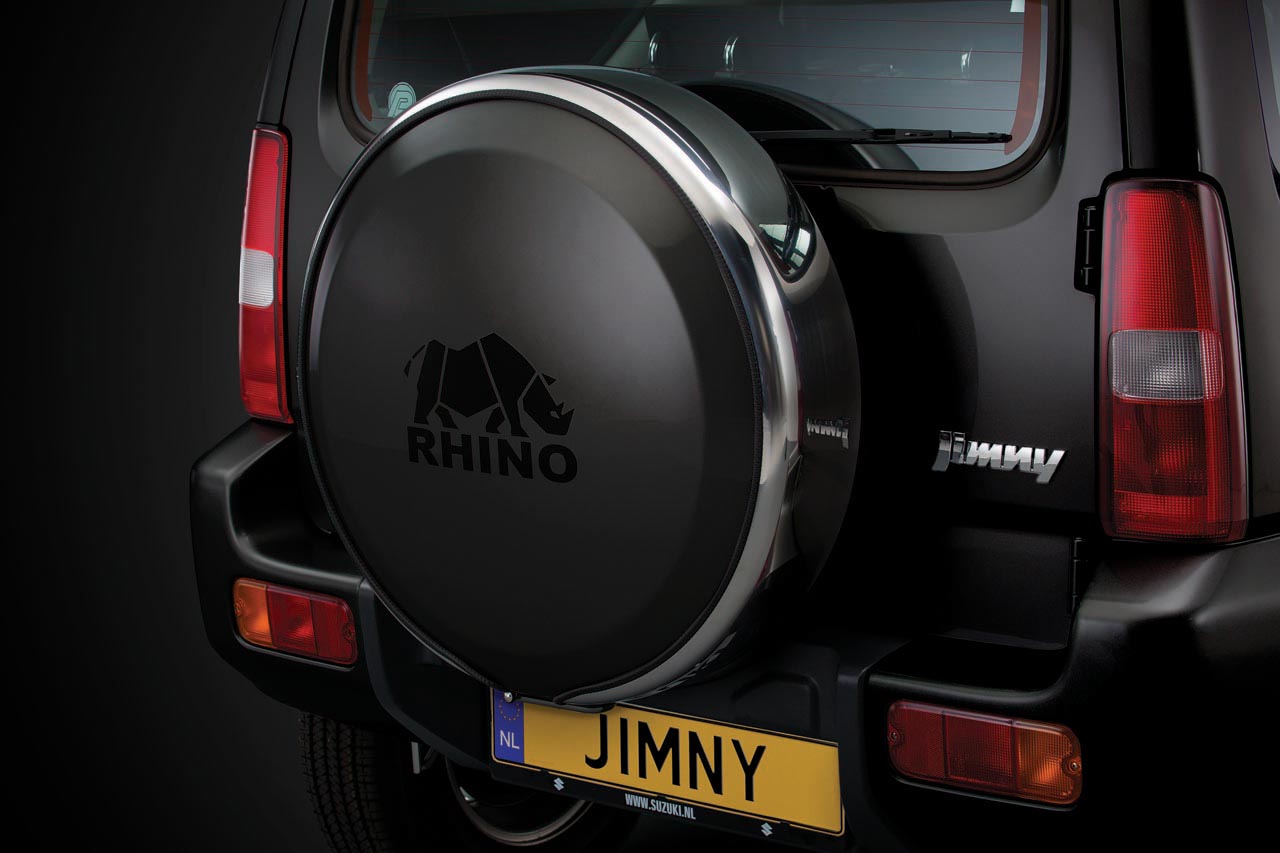 Op ieder model levert Suzuki tijdelijk een extra ruig aangeklede Rhino versie.